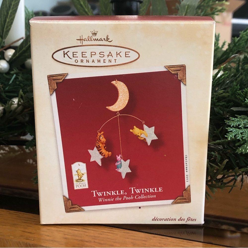 Hallmark Keepsake Collection "Twinkle, Twinkle" Winnie The Pooh 2003 Ornament